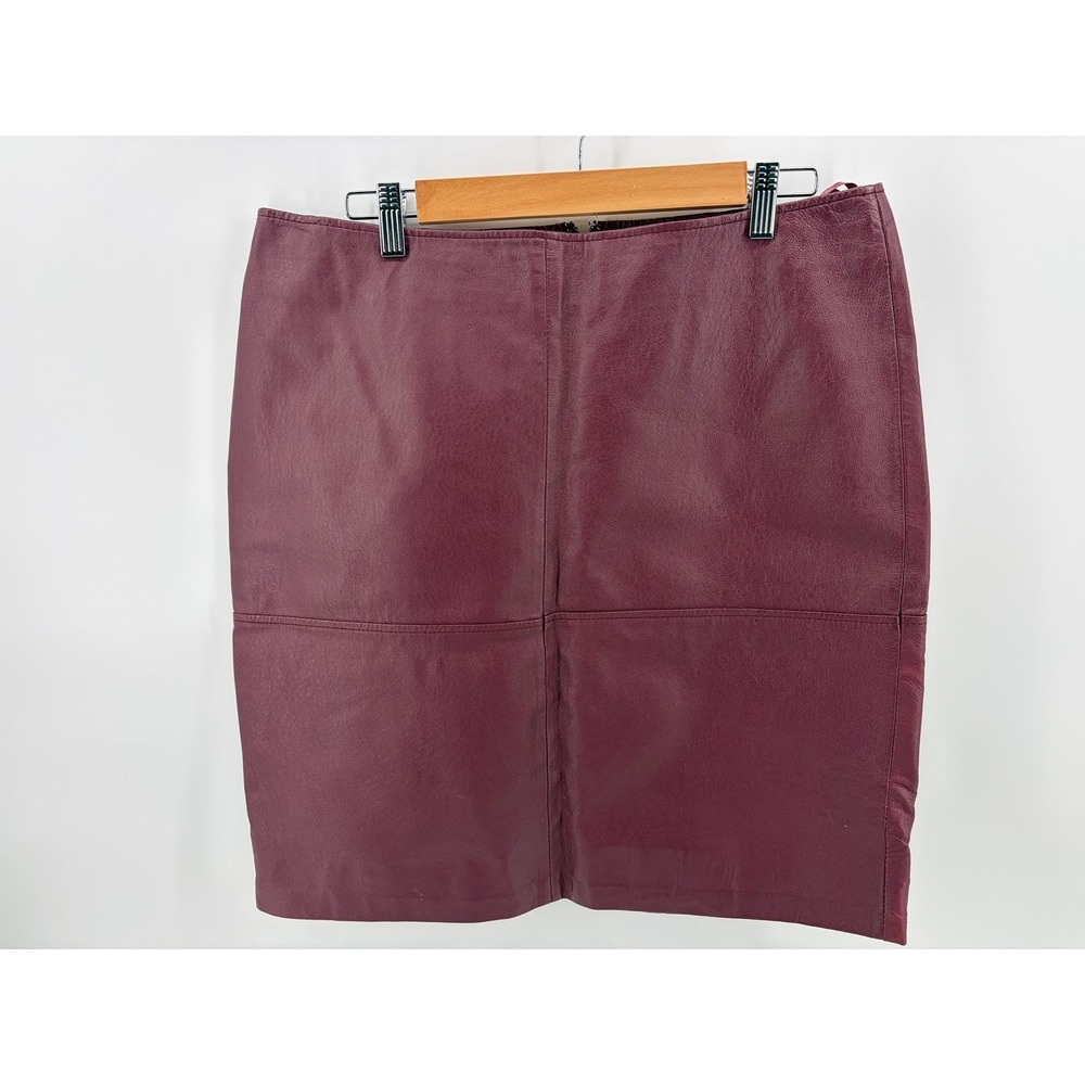 Newport News Genuine Leather Skirt Burgundy, Women's Size 14, Pre-Owned